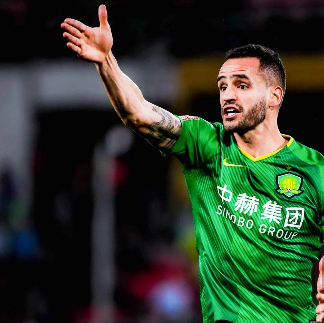 包含转折点北京国安刷新队史纪录，英超赛后攻防权衡，质疑声仍在，资深球员宣示担当的词条