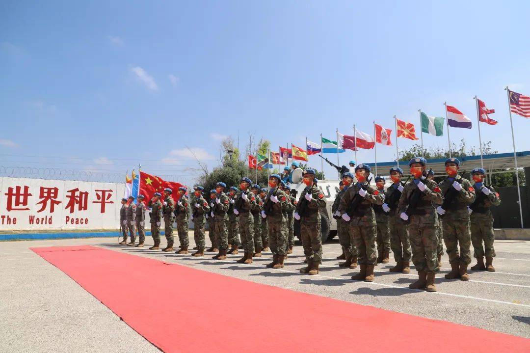 包含上海海港内部会议纪要流出——转会期战术微调，法国杯使命明确，轮换策略成焦点的词条